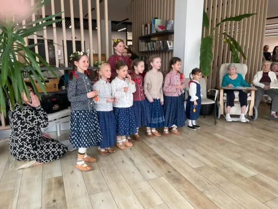 76c47a4a-3c06-46cd-92ac-e04b6a3fd3e9