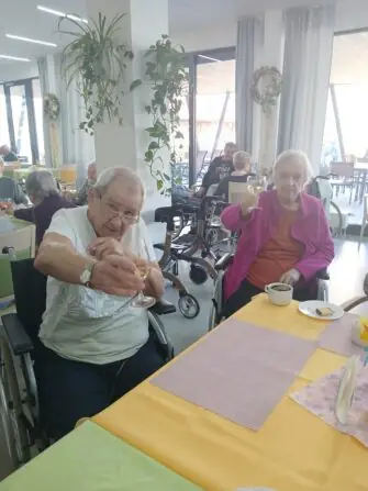 Velikonoční posezení (17)