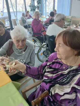 Velikonoční posezení (19)