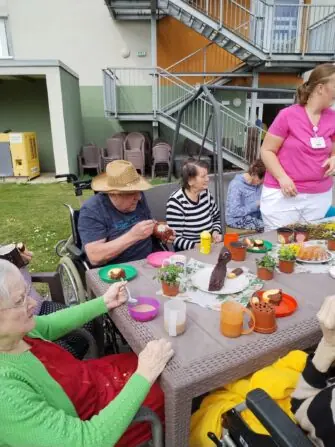 a3161966-2af9-40fa-8078-5fff29237496