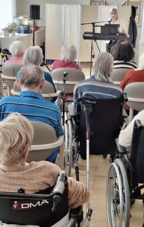 caab6916-550c-43dc-b3c1-814f7fc20119_001