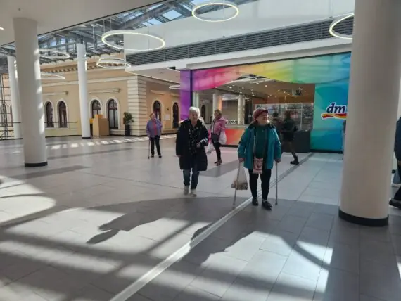 received_1488051366371761