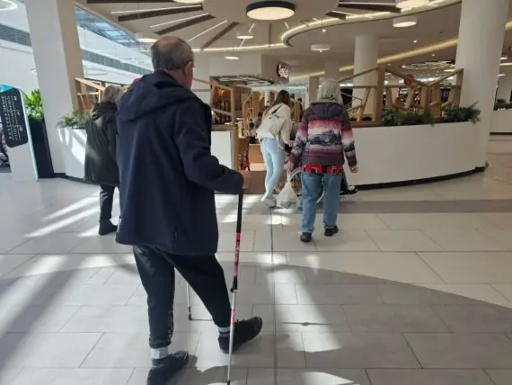 received_1633667174608337