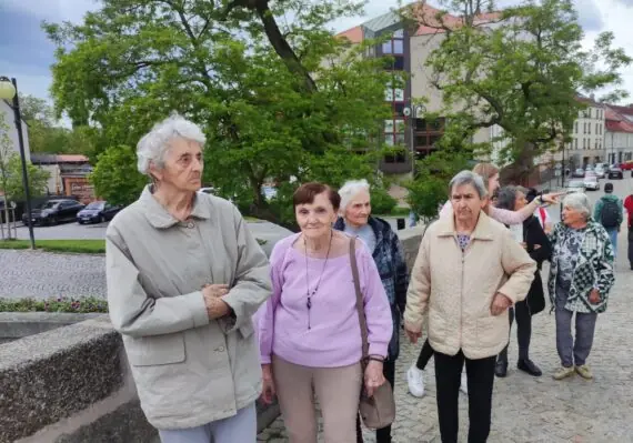 1000039566