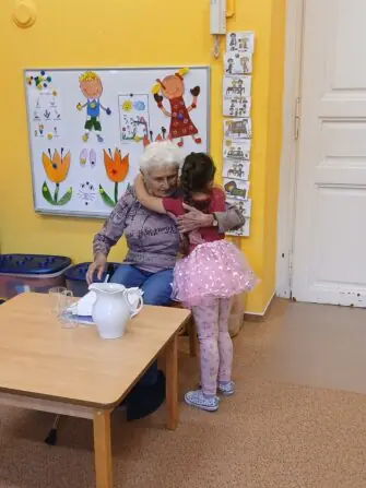 Čtecí babičky (11)