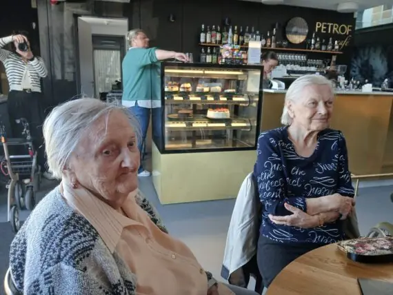 Kavárna Petrof (10)
