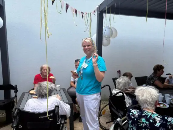 16756