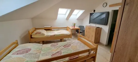 Pokoj podkroví 4