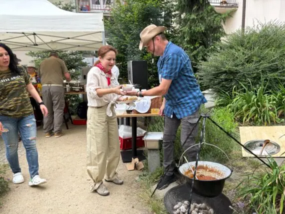 Potlach na osadě Klamovka 15
