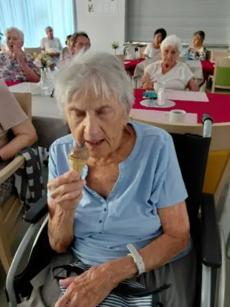 Zmrzlinovo borůvkové hody (4)